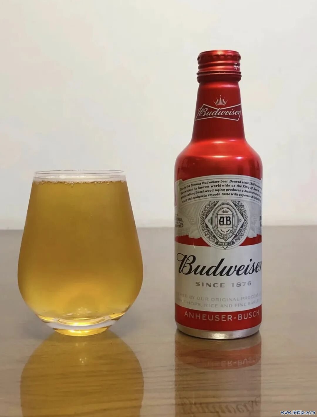 图片起头：厦门明同昌酒业
